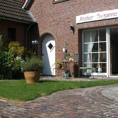 Am Atelier Apartment *